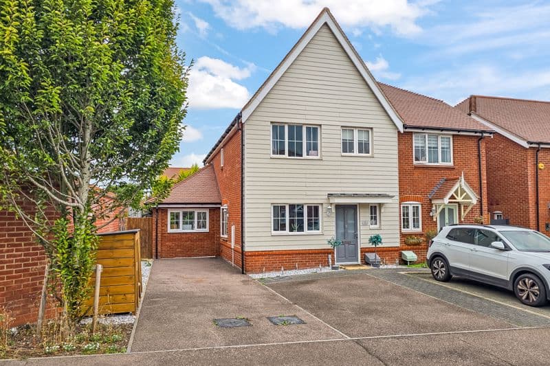 Huxley Close, Cheshunt — main photo