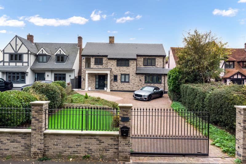 Tolmers Road, Cuffley — main photo