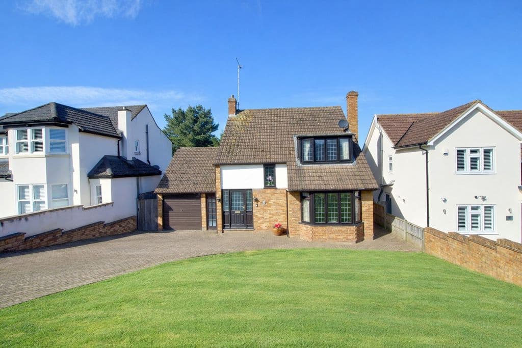 Warwick Avenue, Cuffley, Warwick Avenue, Cuffley, Hertfordshire