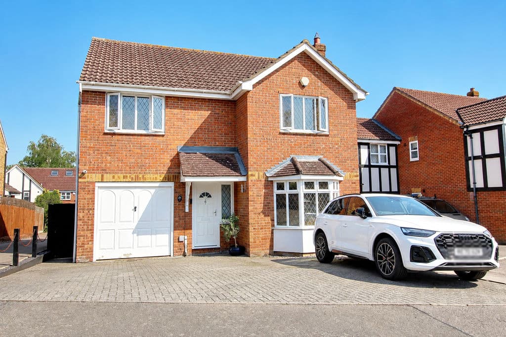 Macintosh Close, West Cheshunt — main photo